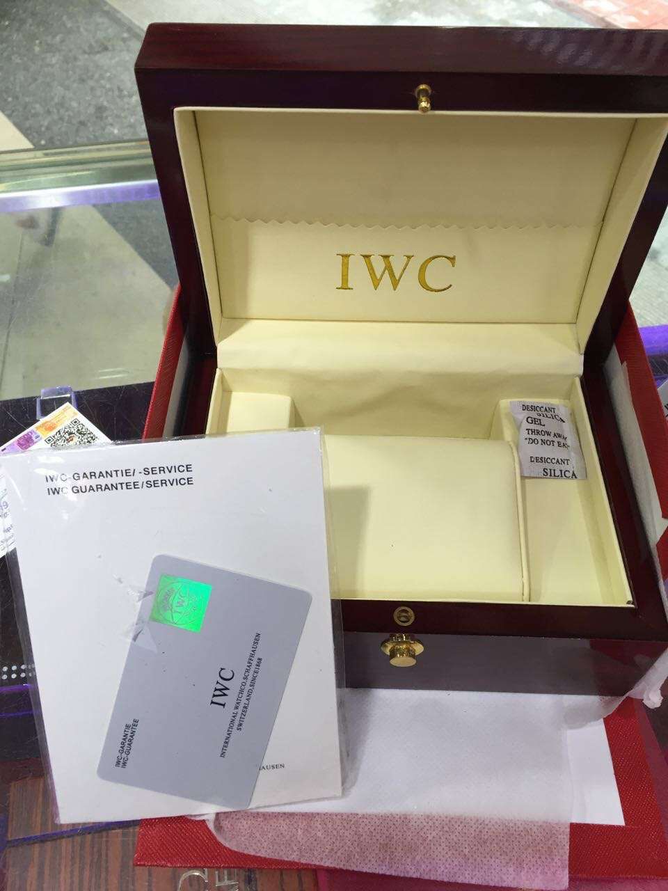 Box-2 IWC